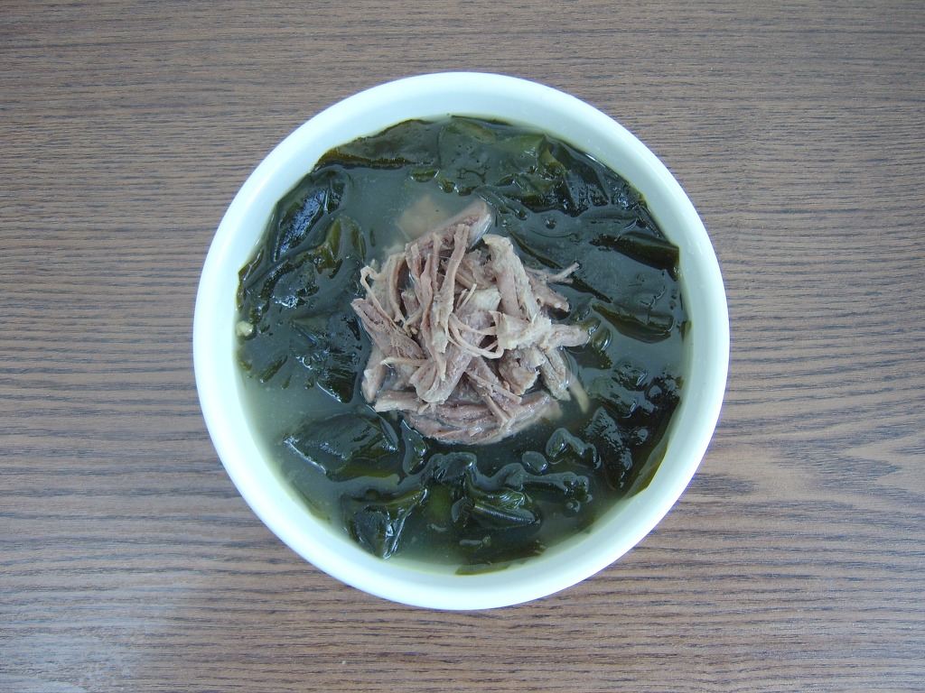 공공칠 이미지