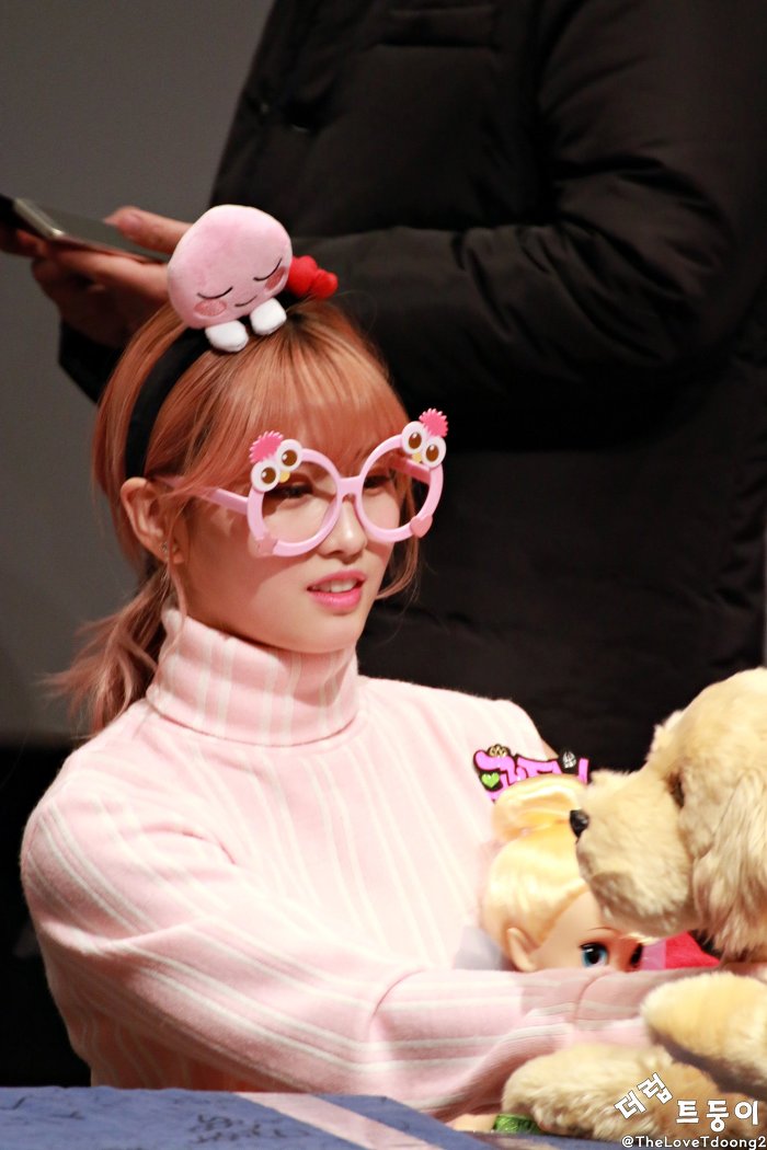 잠실 팬싸 모모 (feat. 정연) | 인스티즈