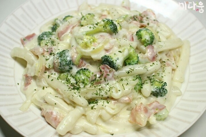 호불호 갈리는 떡볶이 | 인스티즈