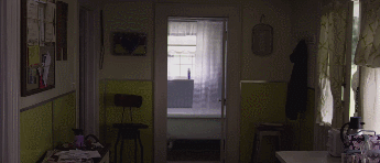 제 친구가 카페에서 커피를 마시다가 쓰러져 죽어버렸어요...gif | 인스티즈
