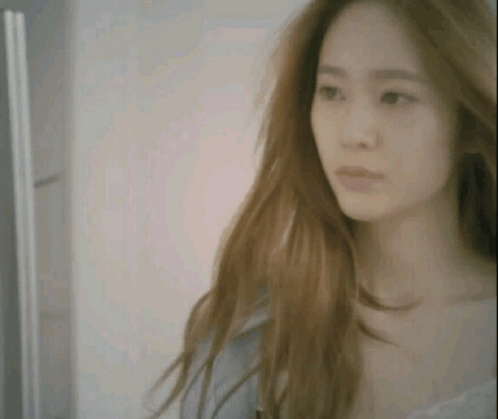 오늘자 크리스탈 gif | 인스티즈