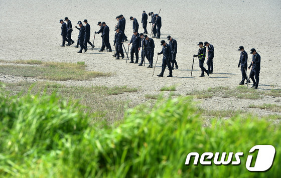 하반신 시체 발견된 안산 방조제 현장.jpg | 인스티즈