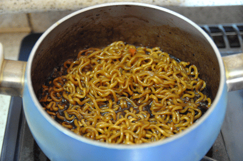 매일먹어도 맛있는 짜장라면 움짤 gif | 인스티즈