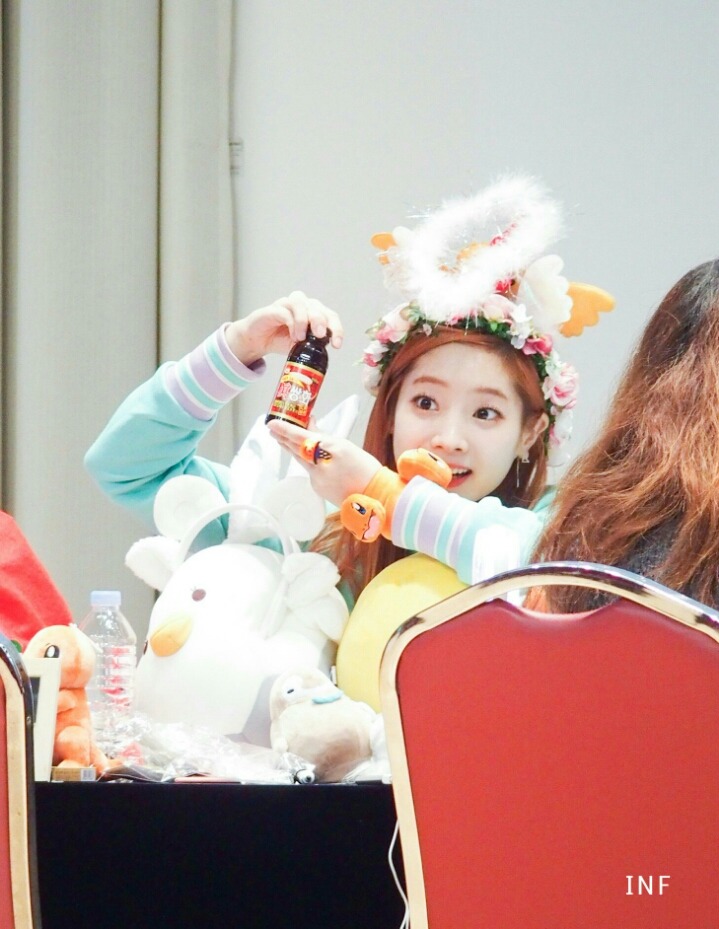 [트와이스] 쌍화탕 한잔하는 다현이 | 인스티즈