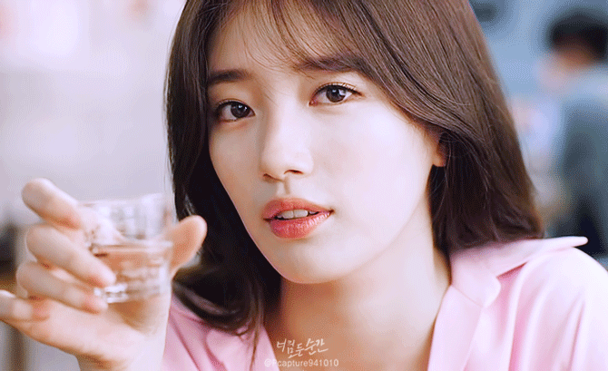 너무 예쁜 수지 처음처럼 CF컷(연인편)gif | 인스티즈