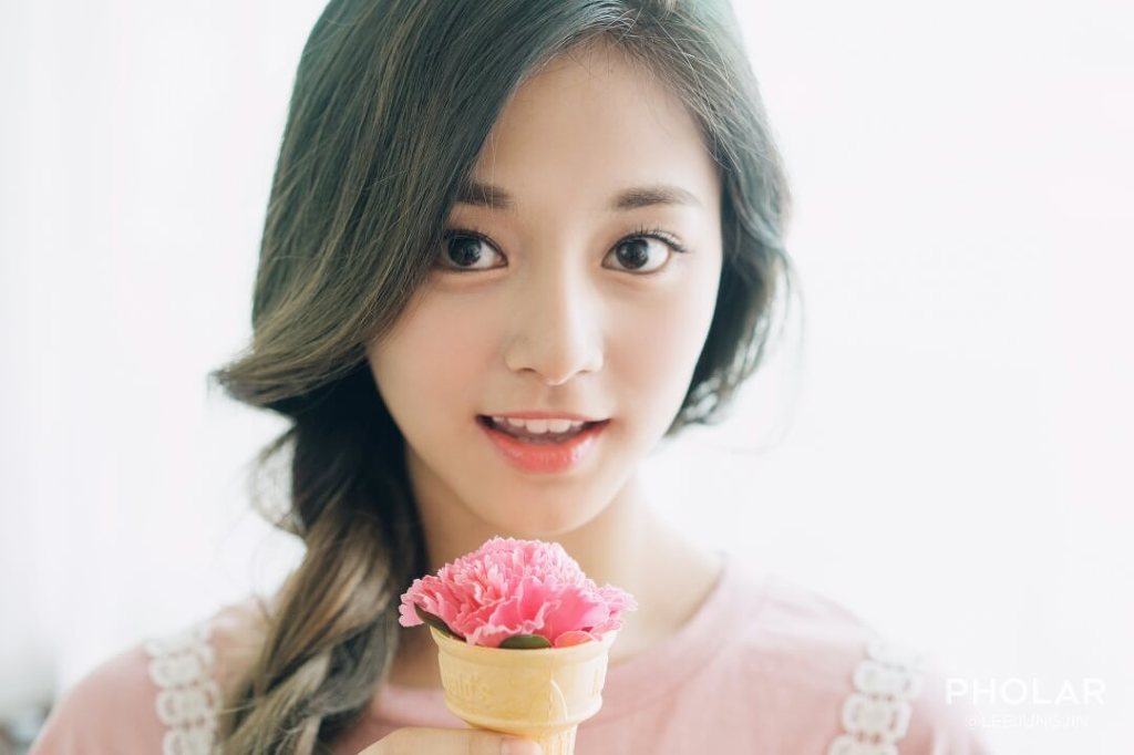 배우 이정진이 찍은 트와이스 쯔위 마지막 날 | 인스티즈