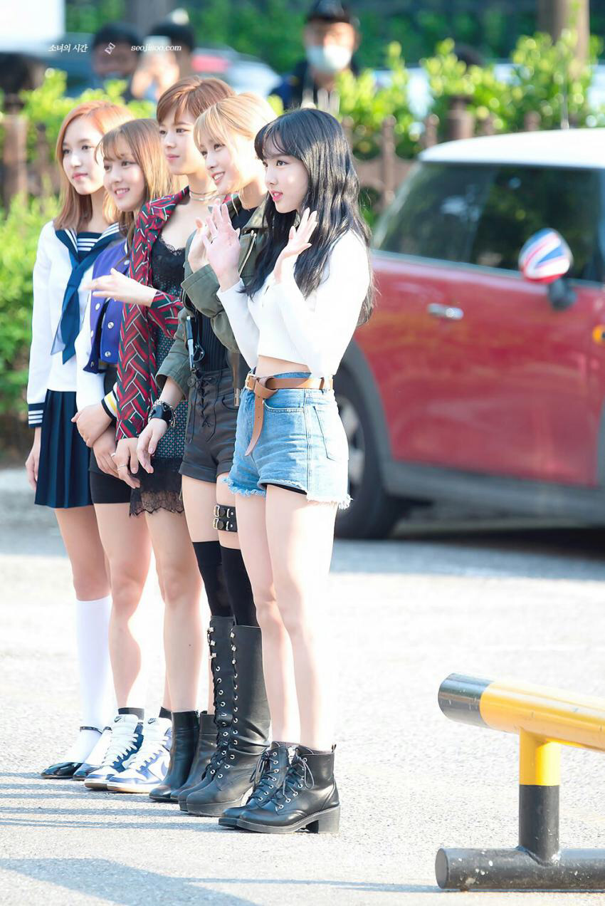 170417 트둥이 입국 - 🐰 나연이 | 인스티즈