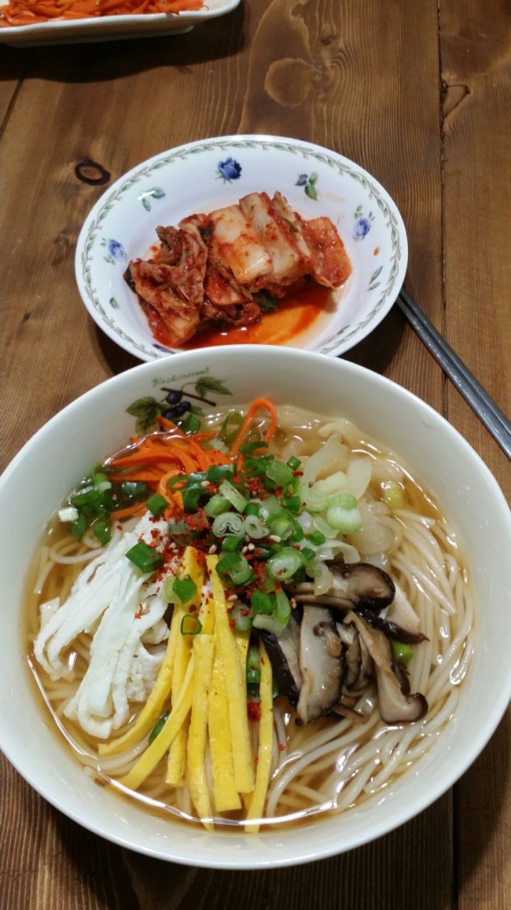 맛있는멸치국수 이미지