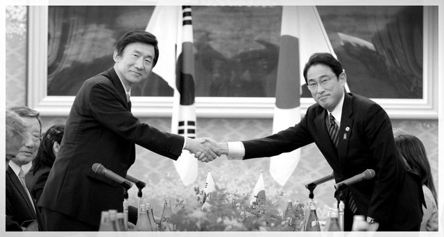 사진으로 보는 대한민국 정치 느와르 10년 (사진많음) | 인스티즈