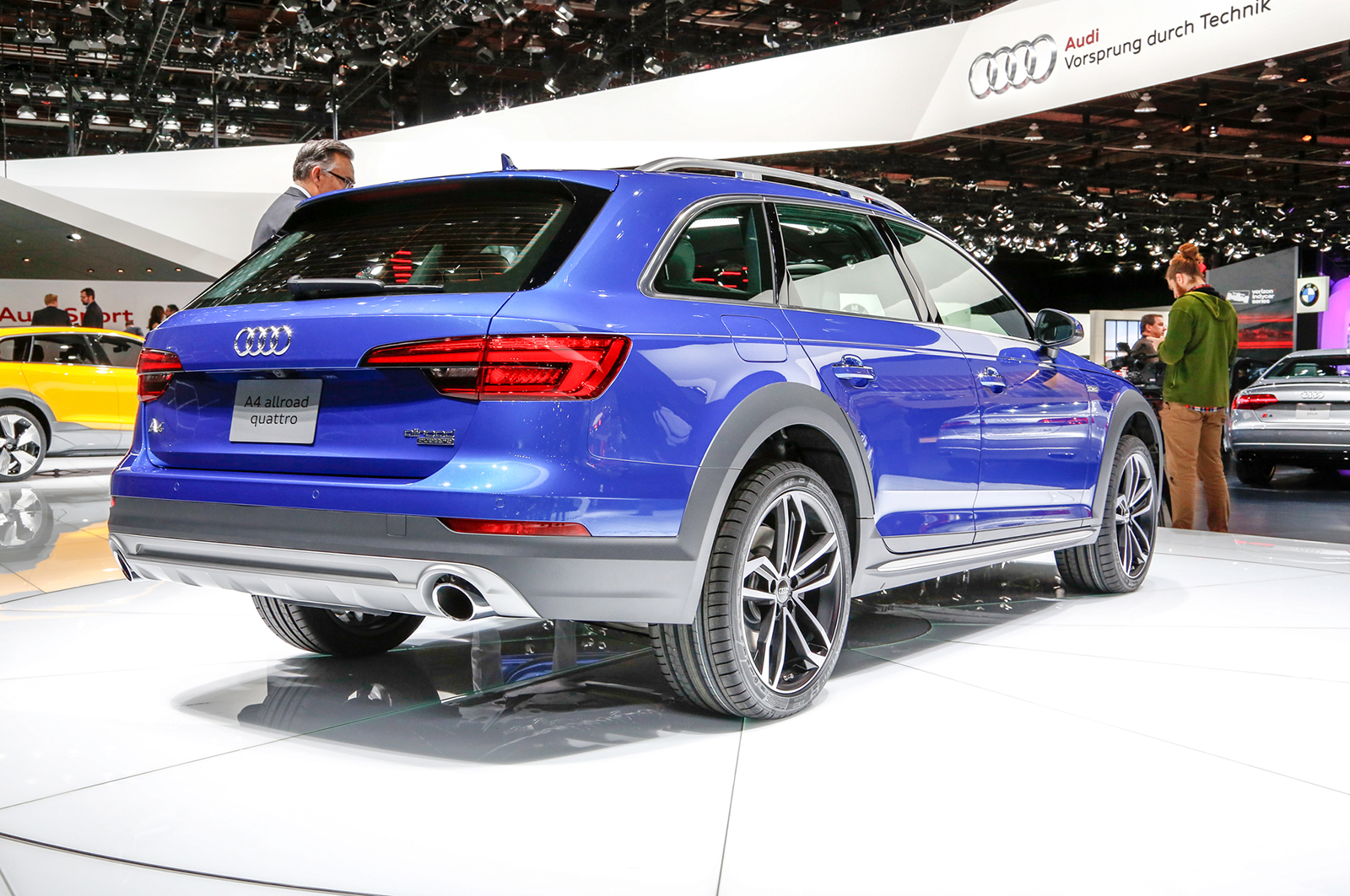 아우디 신형 A4 올로드 콰트로 | 인스티즈