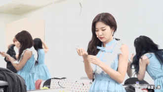 [움짤] 레드벨벳 쇼챔 비하인드 | 인스티즈