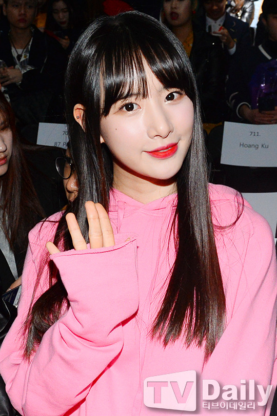 오늘자 우주소녀 설아 | 인스티즈