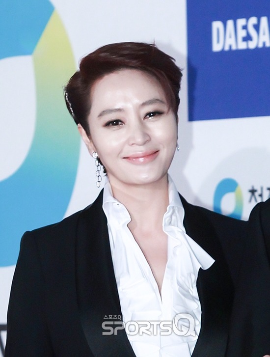 오늘자 청룡영화상 김혜수 포스ㄷㄷㄷ | 인스티즈