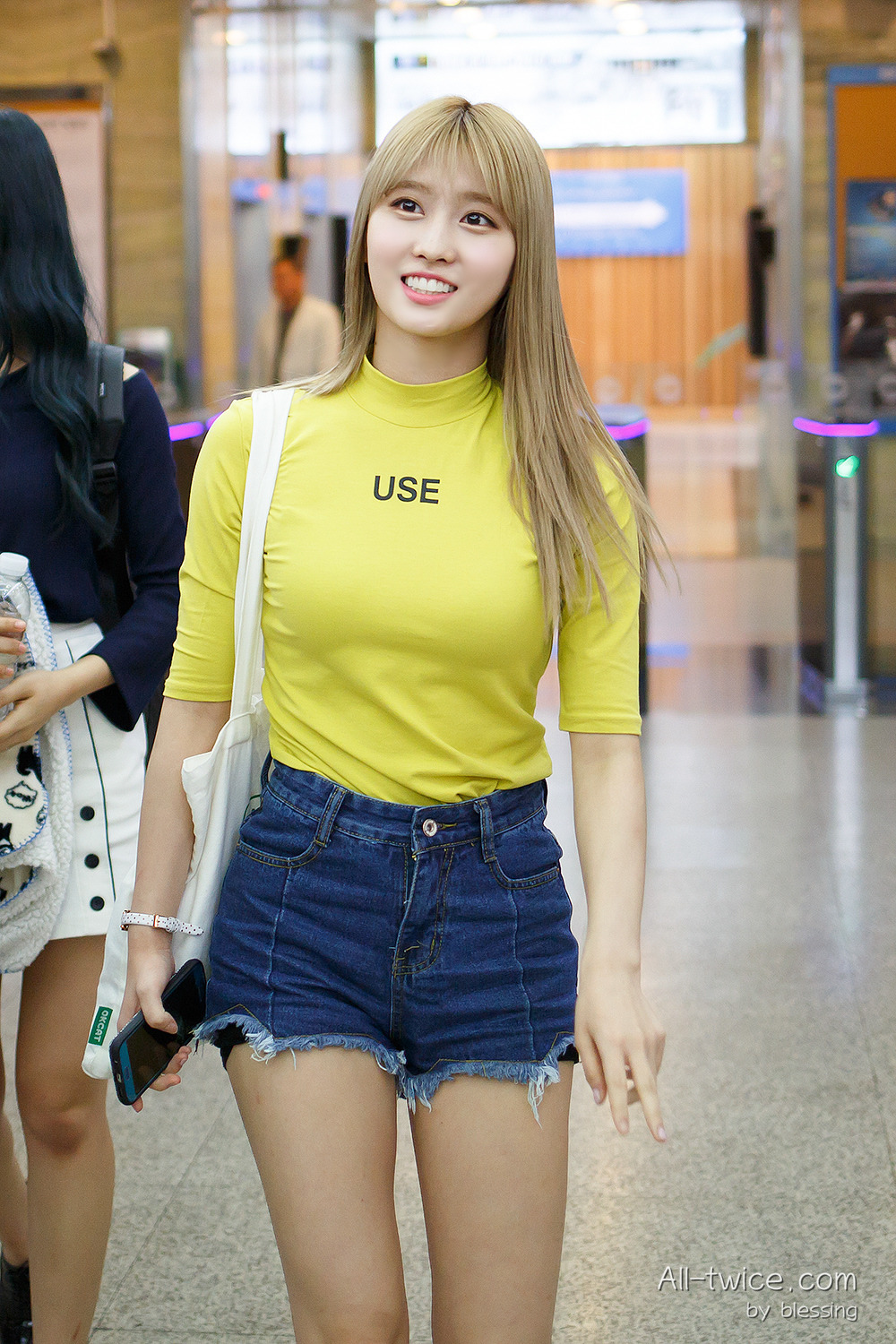 트와이스 복숭아 모모 | 인스티즈