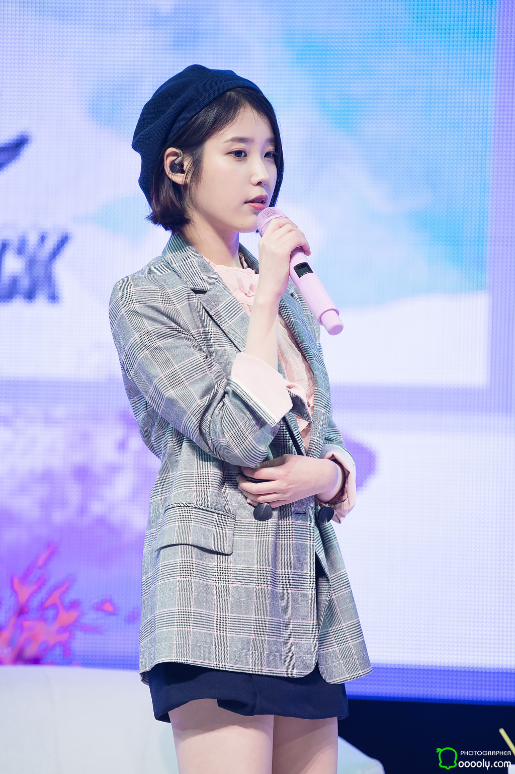 [17.04.21~23] 아이유 직찍.jpg | 인스티즈