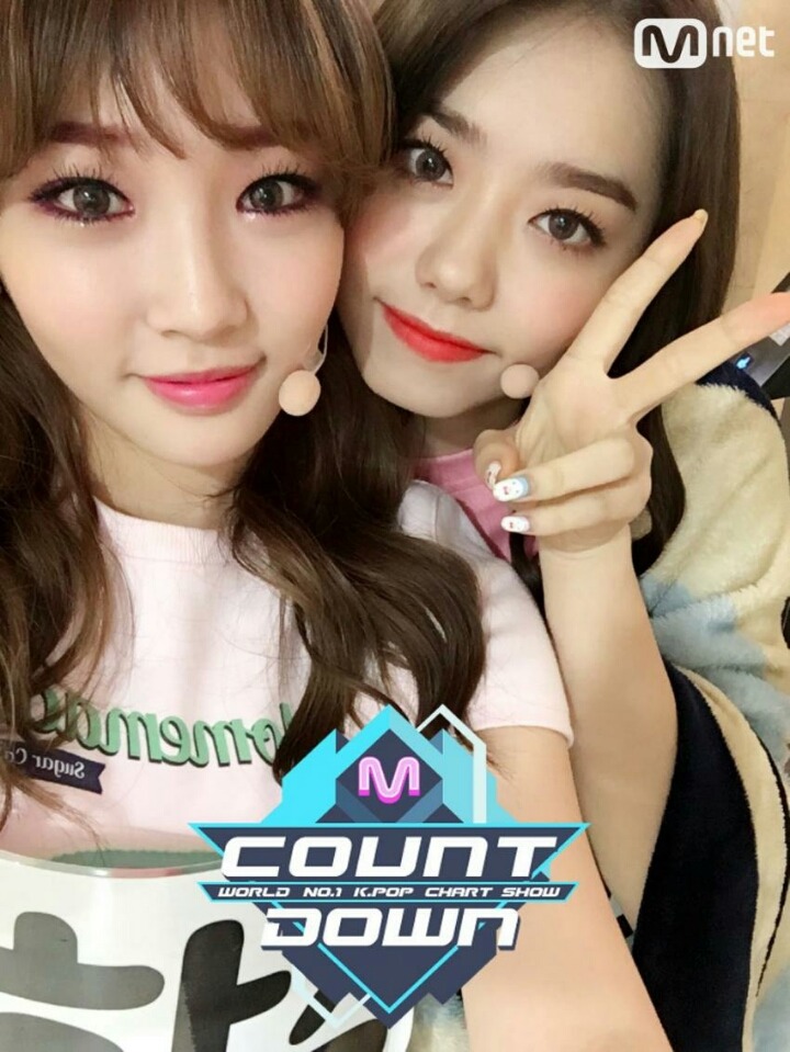 오늘자 아이오아이 셀카 사진 | 인스티즈