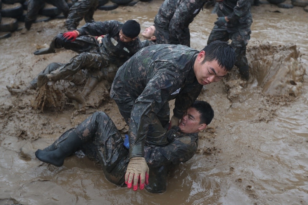 참호격투 | 인스티즈