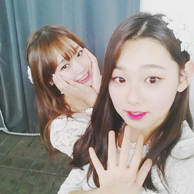 강미나 와 최유정 (아이오아이) | 인스티즈