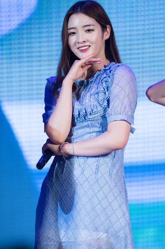 [다이아] 160729 롯데월드 나이트파티 사진들 jpg | 인스티즈