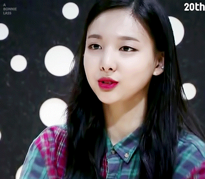 [트와이스] 서열9위 토끼언니 맏내 나연 짤들.jpg | 인스티즈
