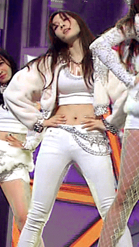 숨쉬는 태연.gif | 인스티즈