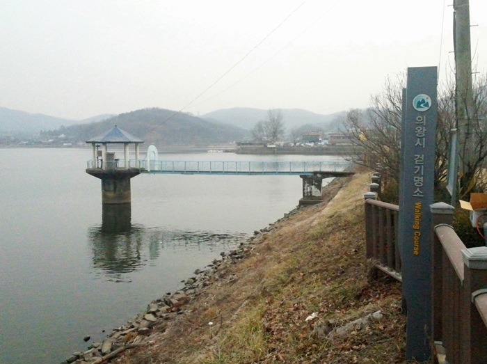 경기도 의왕 가볼만한곳 - 봄을 맞이하고 있는 휴게쉼터 백운호수 | 여행이야기 | 추천여행 | 경기관광플랫폼