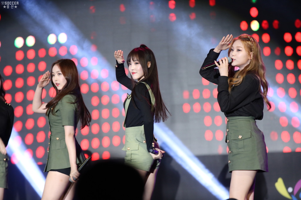 170513 양산리멤버가요제 여자친구 공연 직찍.jpg | 인스티즈