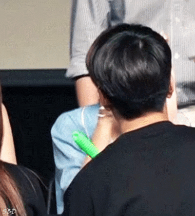 걸그룹 팬사인회에 가는 이유.gif | 인스티즈