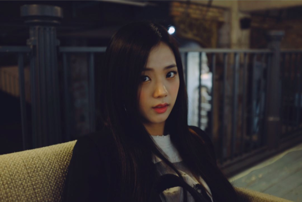 블랙핑크) 차갑고 섹시한 지수.gif | 인스티즈