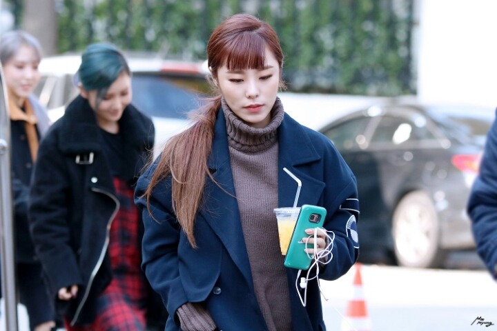 오늘자 마마무 휘인 | 인스티즈