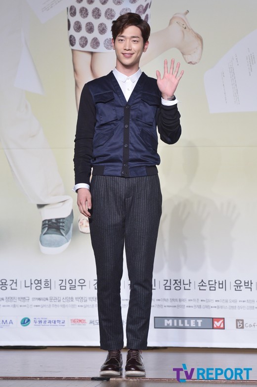 큐 이미지