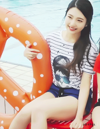 청순 섹시 귀여움 다 되는 조이.jpgif | 인스티즈