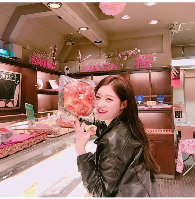 4/29 정채연 인스타그램 | 인스티즈