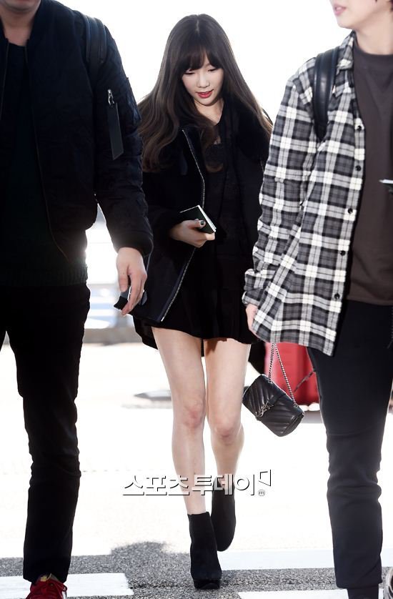 오늘자 소녀시대 태연 | 인스티즈