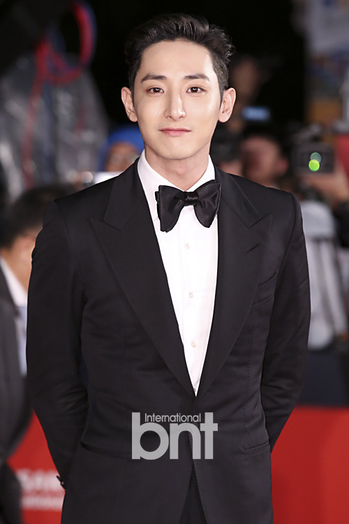 부산국제영화제 이수혁.jpg | 인스티즈