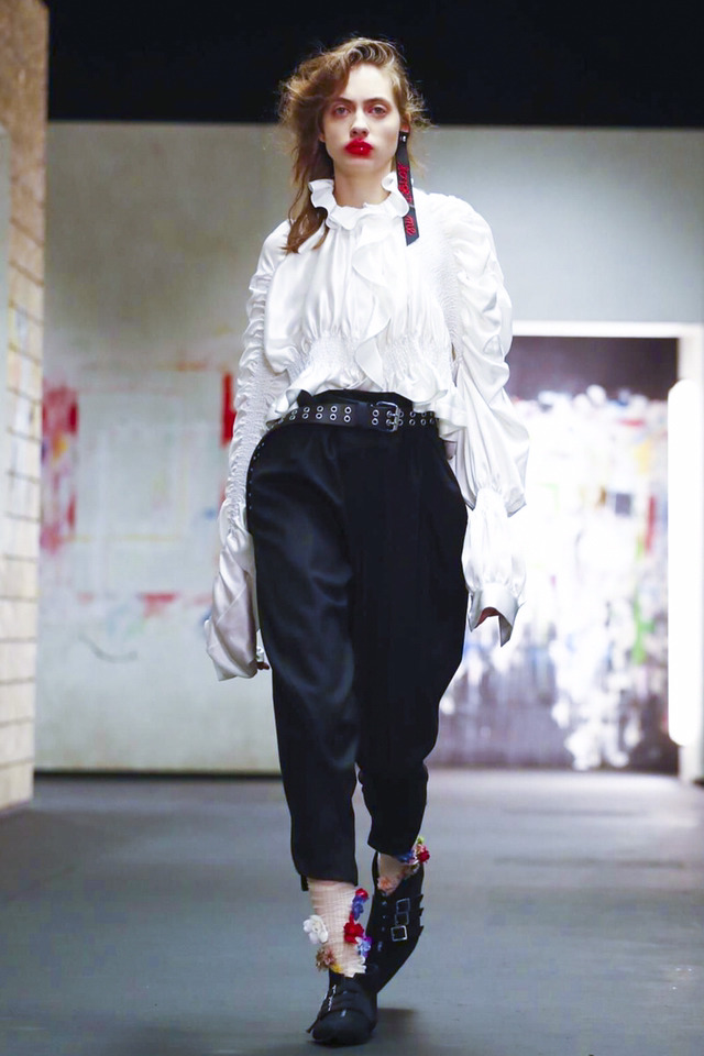 2017 F/W Preen by Thornton Bregazzi 컬렉션 | 인스티즈