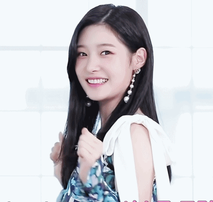 짱예 정채연.gif | 인스티즈