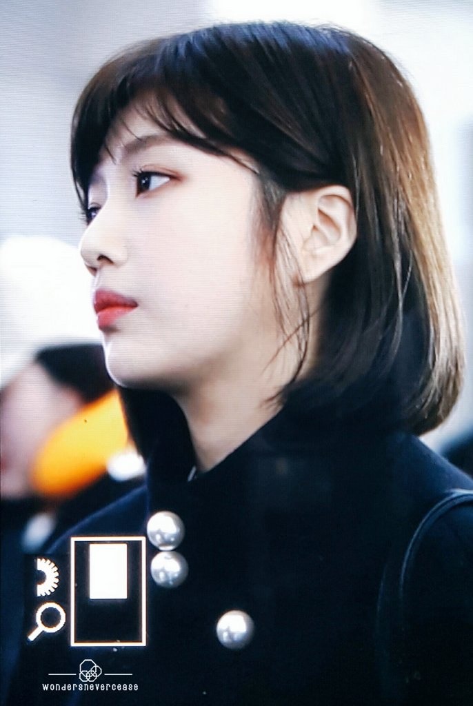 오늘자 일본 출국하는 레드벨벳 완전체 | 인스티즈