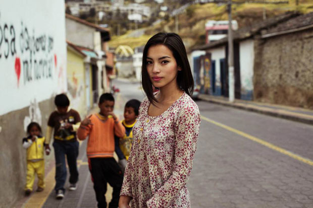 전세계를 여행하며 여성만 찍는 사진가 | 인스티즈