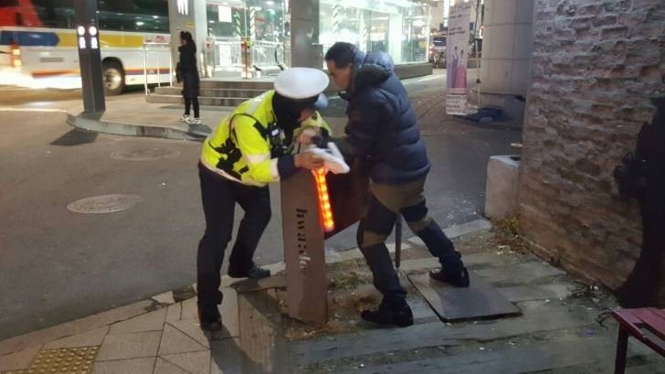 시위 과잉진압(?) .jpg | 인스티즈