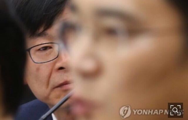 최저임금 중재 역할을 귀신같이 잘한 문재인 정부.txt | 인스티즈