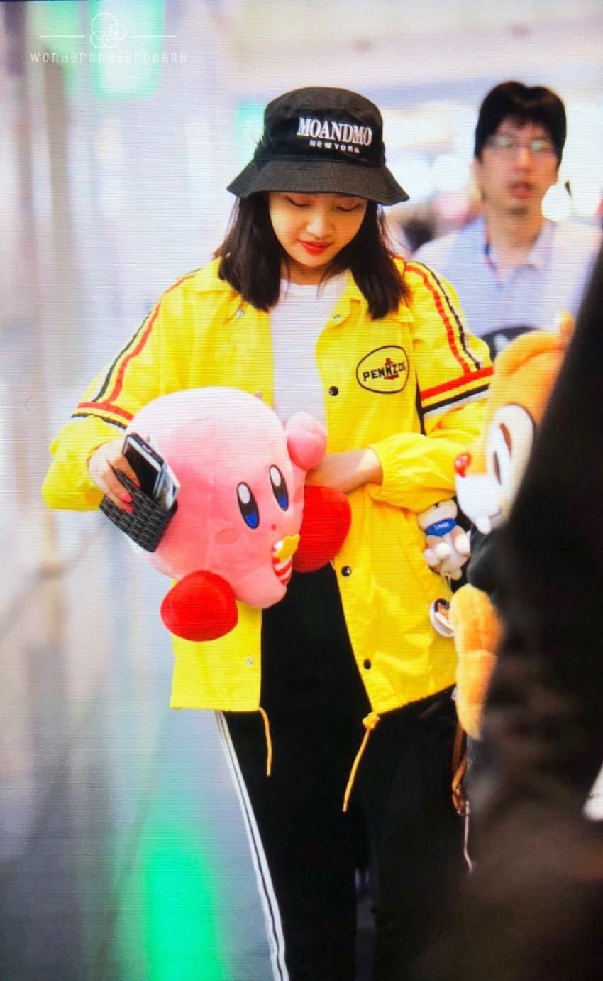 3주만에 다시 한국으로 돌아온 레드벨벳 | 인스티즈