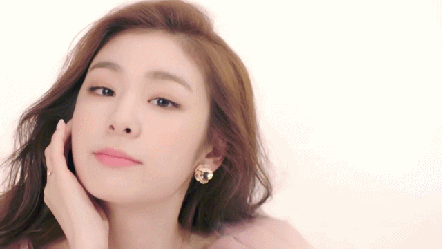 귀걸이가 잘어울리는 처자.jpgif | 인스티즈