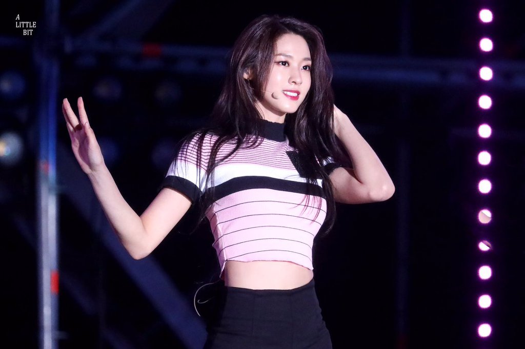 18시즌 설현이 미모.jpgif (100장) | 인스티즈