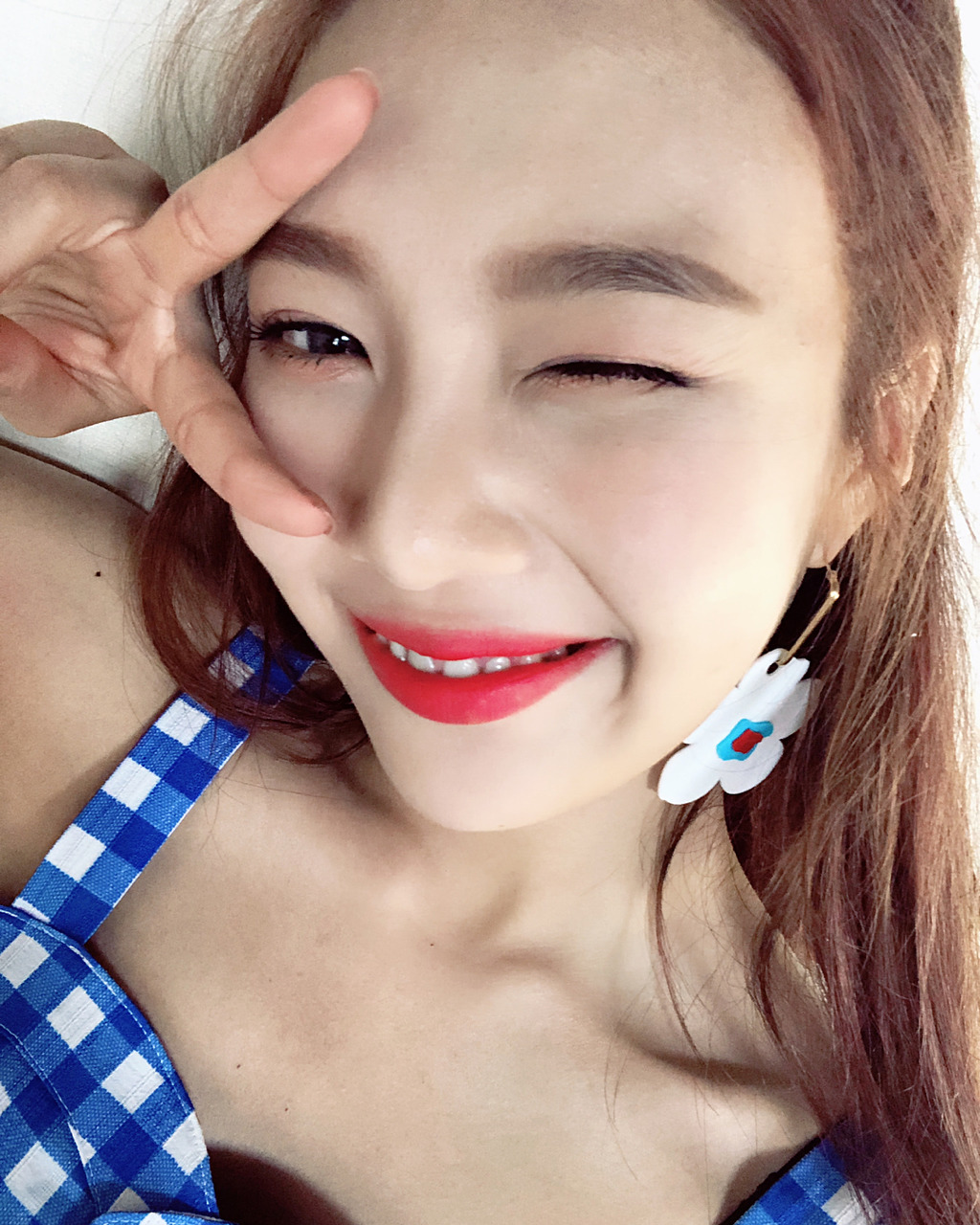 반묶음이 잘 어울리는 레드벨벳 조이.jpgif | 인스티즈
