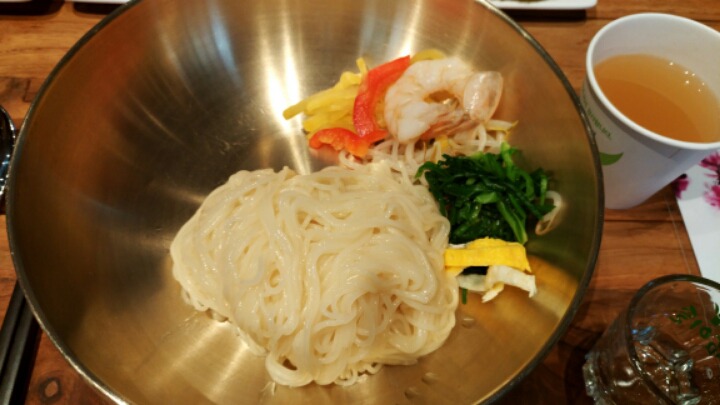 명품국수 이미지