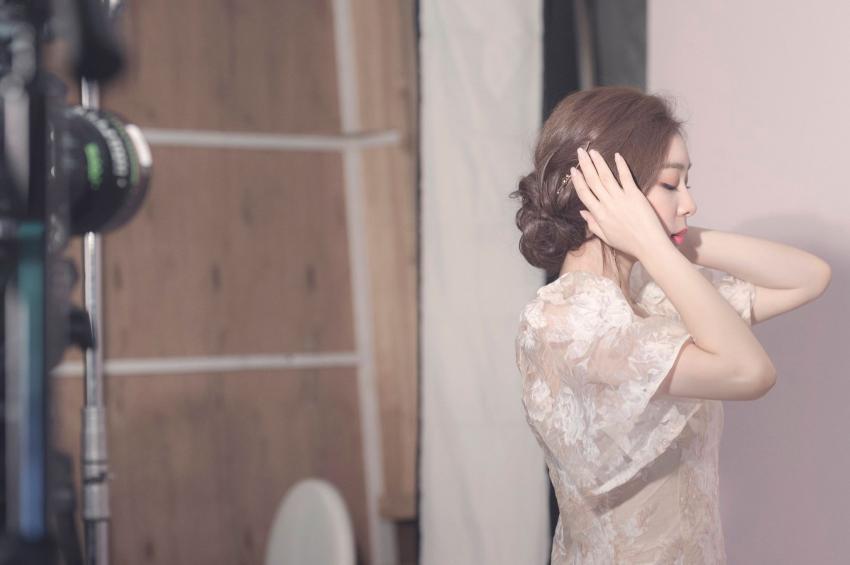 귀걸이가 잘어울리는 처자.jpgif | 인스티즈