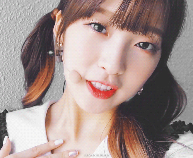애교부리는 귀여운 오마이걸 아린.gif | 인스티즈