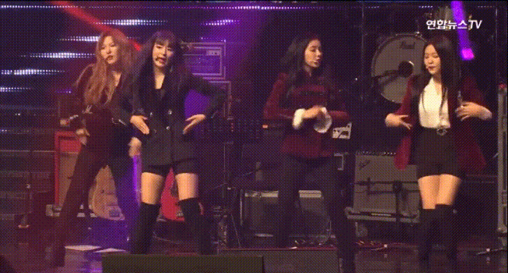 레드벨벳 슬기가 북에 가서 차마 하지 못한 그 안무...........gif | 인스티즈