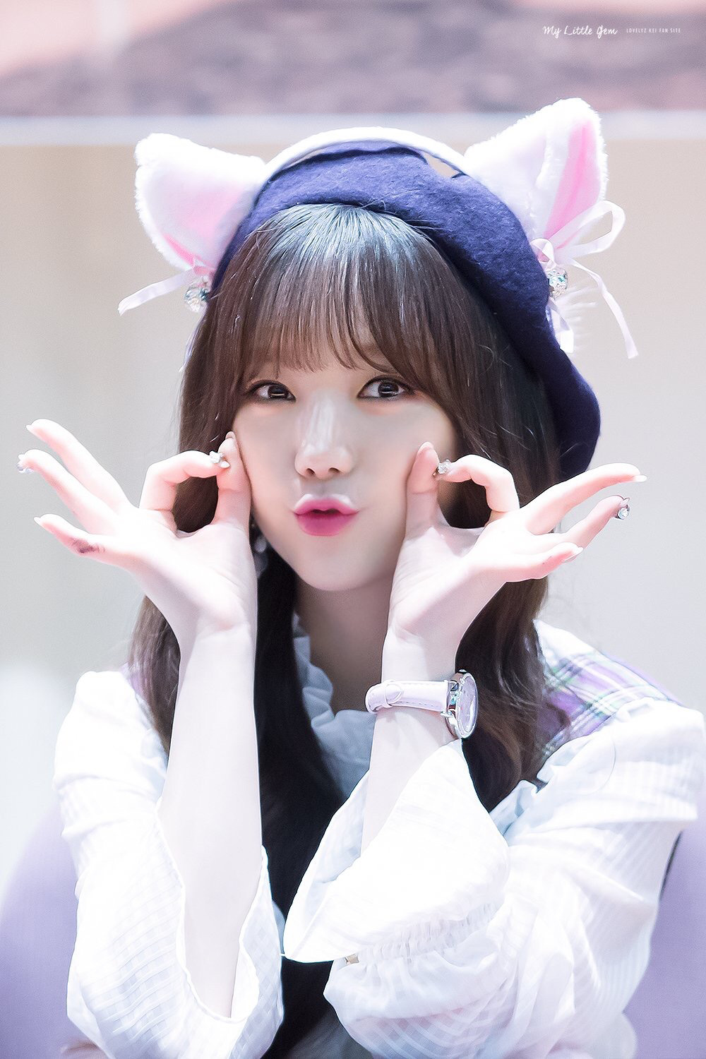 [러블리즈] 졸업하기 위해서는 보고서를 써야해서 케이 | 인스티즈
